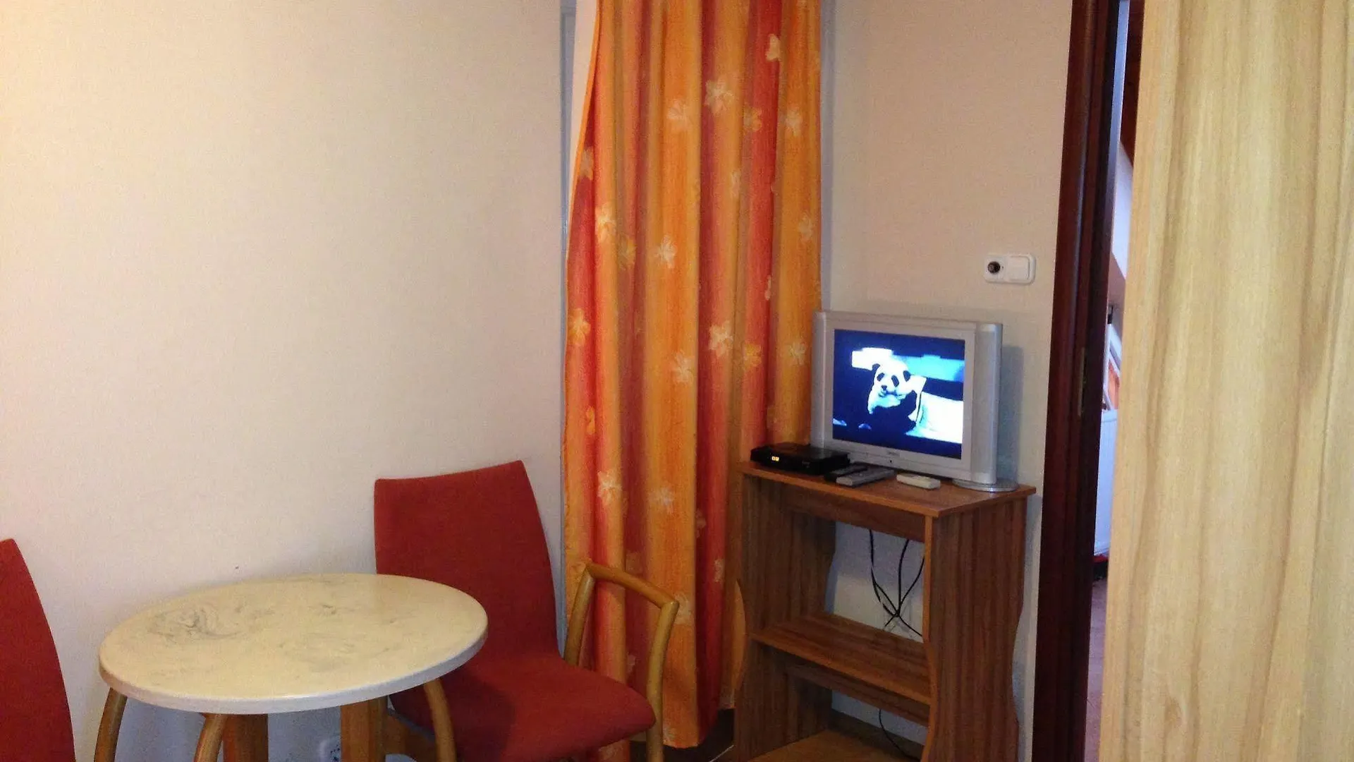Kalvin Vendegszobak Debrecen Hungary